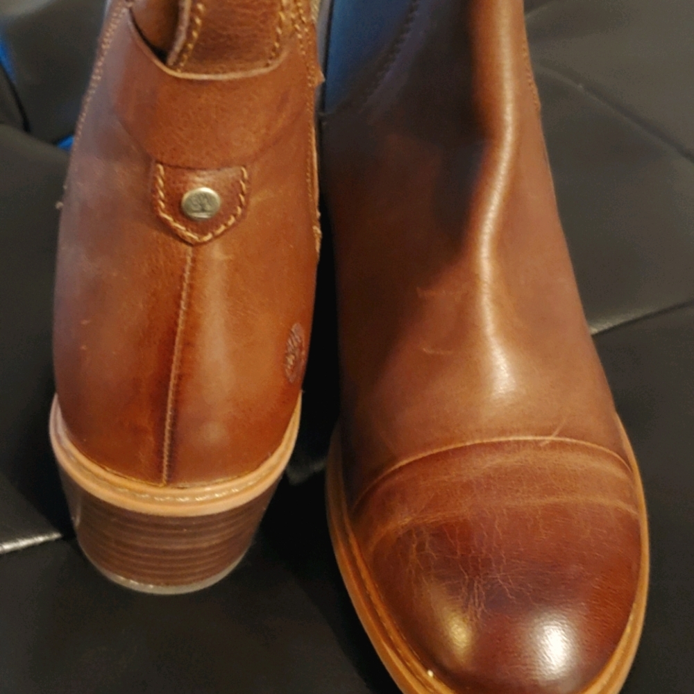 Timberland boots md brown 9.5